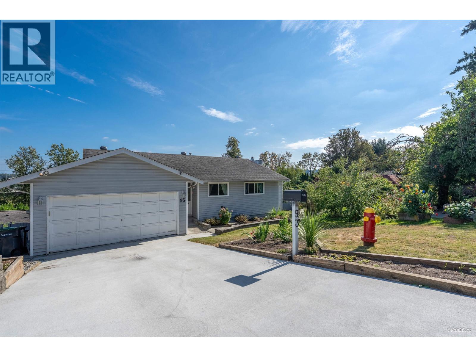 93 Warrick St, Coquitlam, BC V3K 5L3