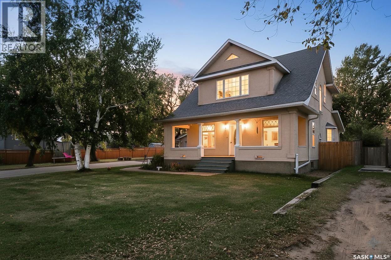 118 Conway St, Mortlach, SK S0H 3E0