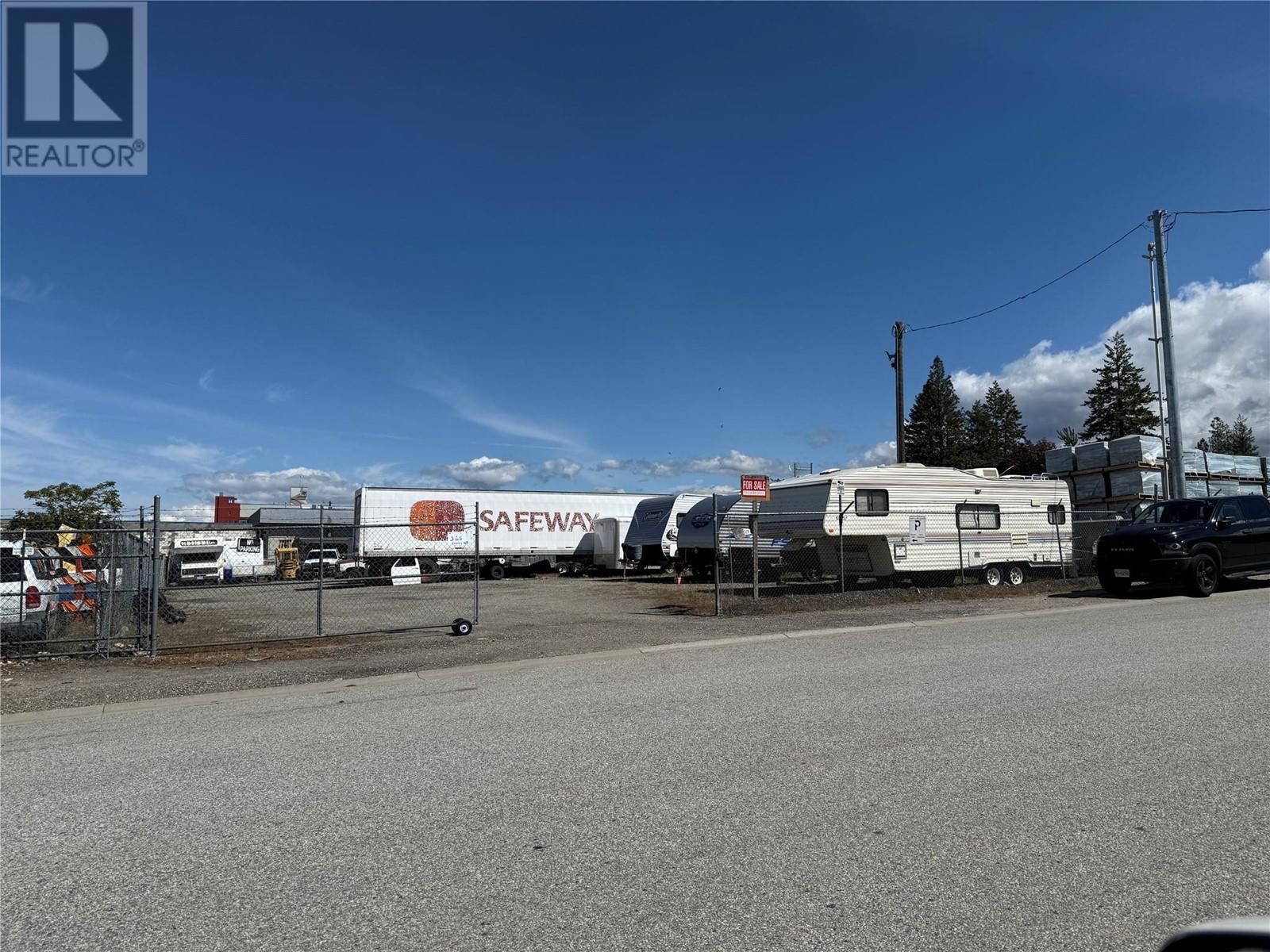 365 Cherry Ave, Penticton, BC V2A 8R2