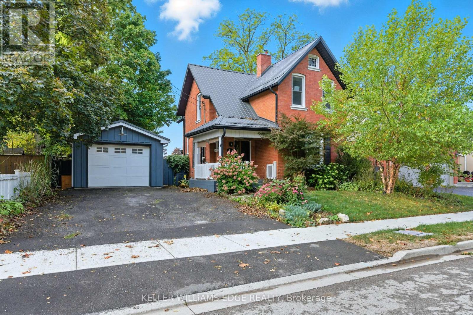 21 Orkney St W, Haldimand, ON N3W 1B1