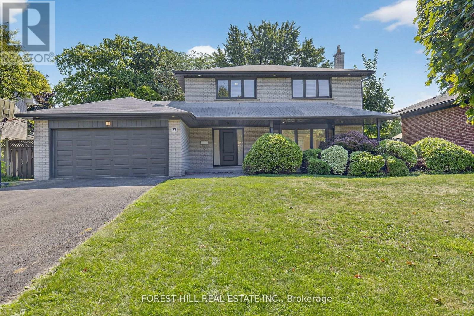 37 Cherry Post Cres, Toronto, ON M9C 2J9