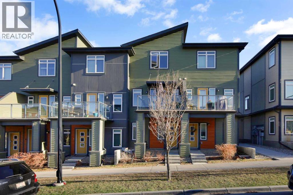 39 Sage Bluff Gate NW, Calgary, AB T3R 1T5