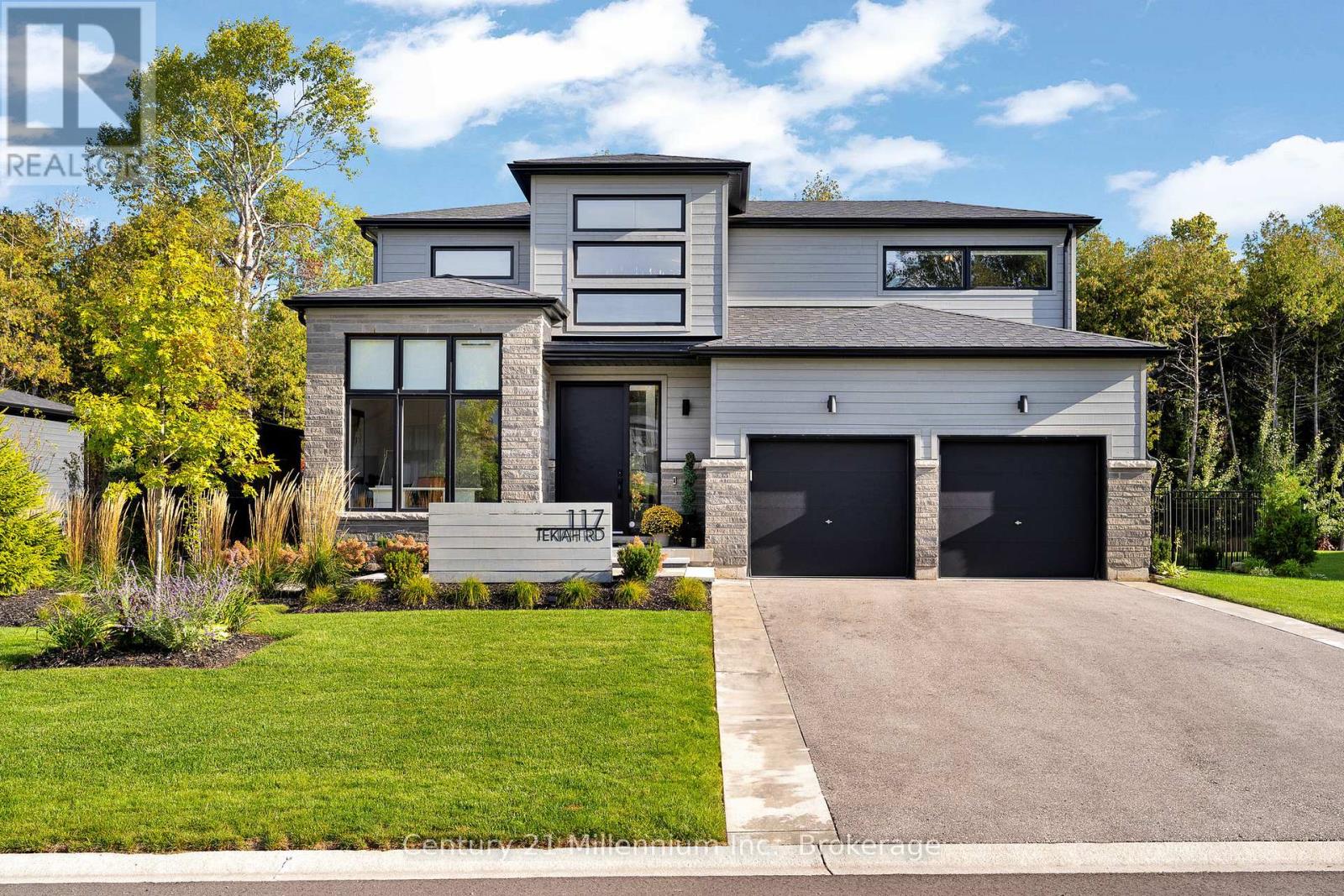 117 Tekiah Rd NW, The Blue Mountains, ON N0H 1J0