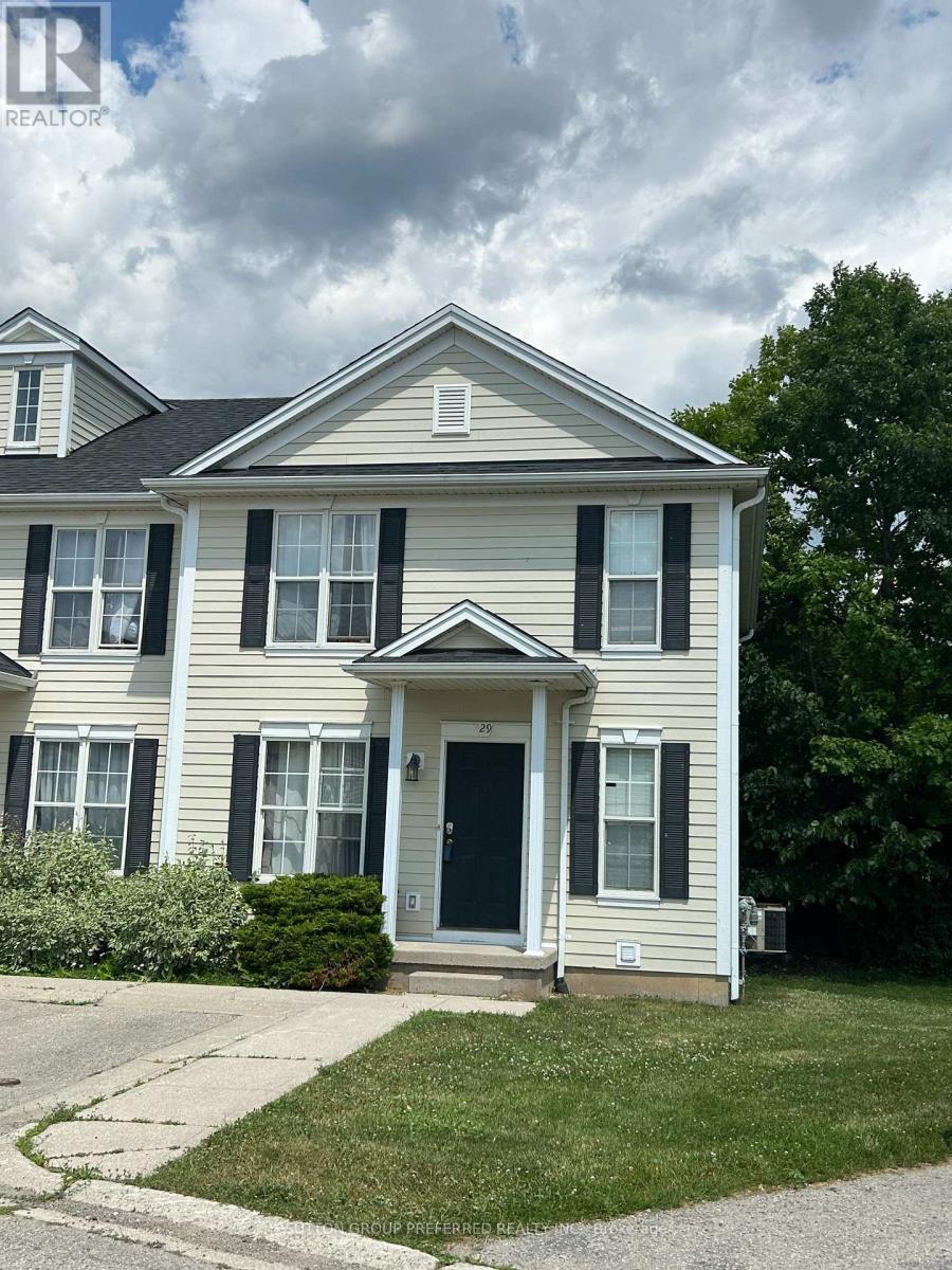 29 600 Sarnia Rd, London, ON N6G 5M5