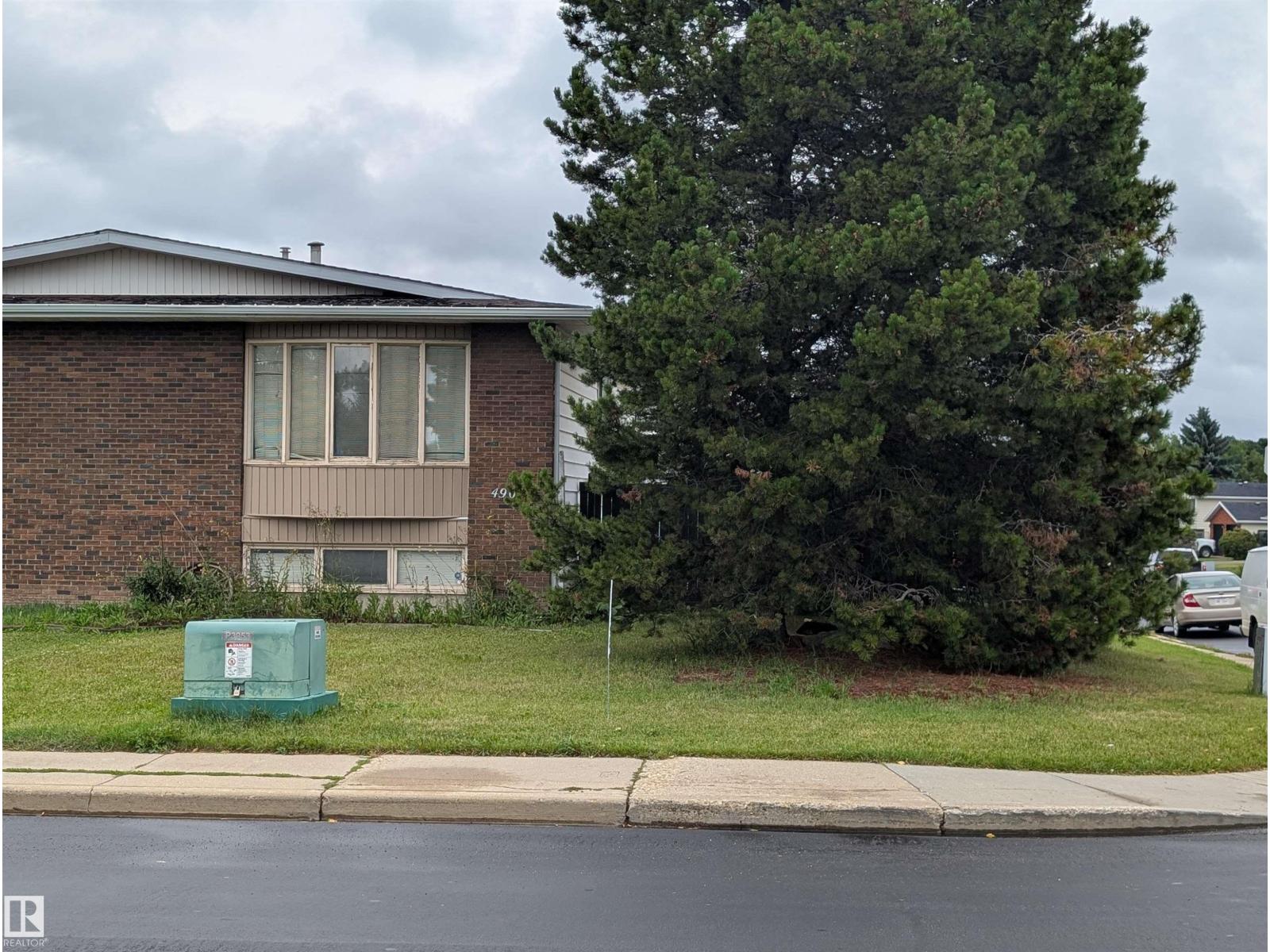19 Av Nw Unit 4904, Edmonton, AB T6L 4B5