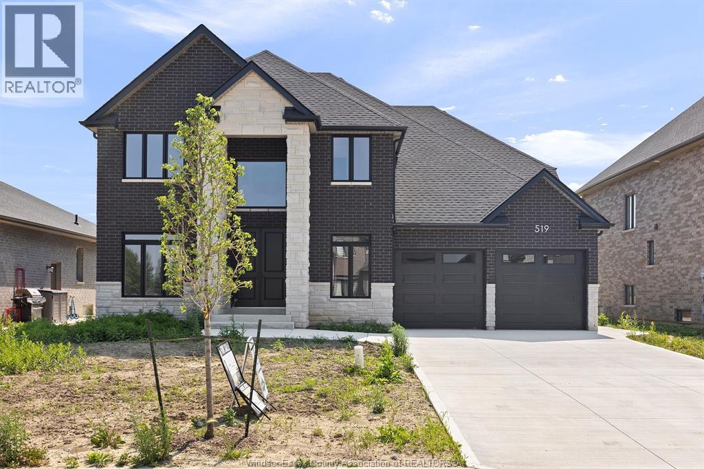 519 Veneto St, Lakeshore, ON N8L 0K4