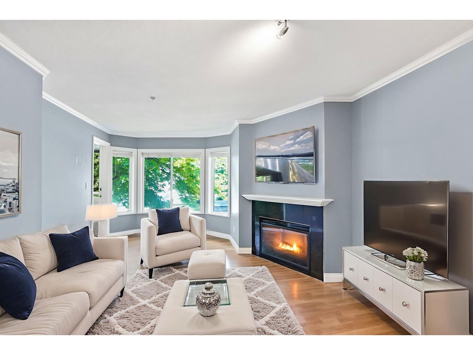 12110 80 Avenue Unit 212, Surrey, BC V3W 0V2