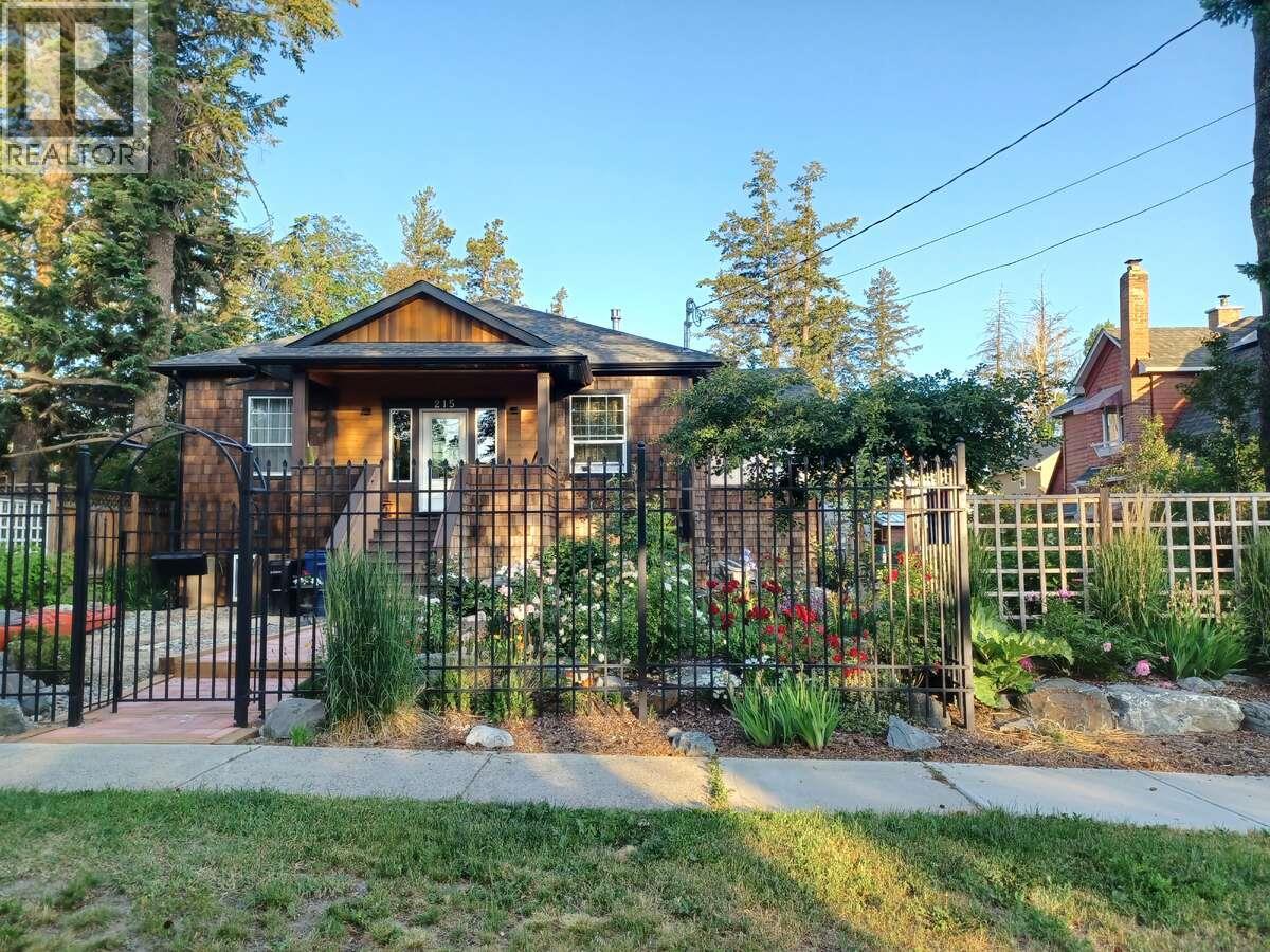 215 13 Avenue South, Cranbrook, BC V1C 2V7