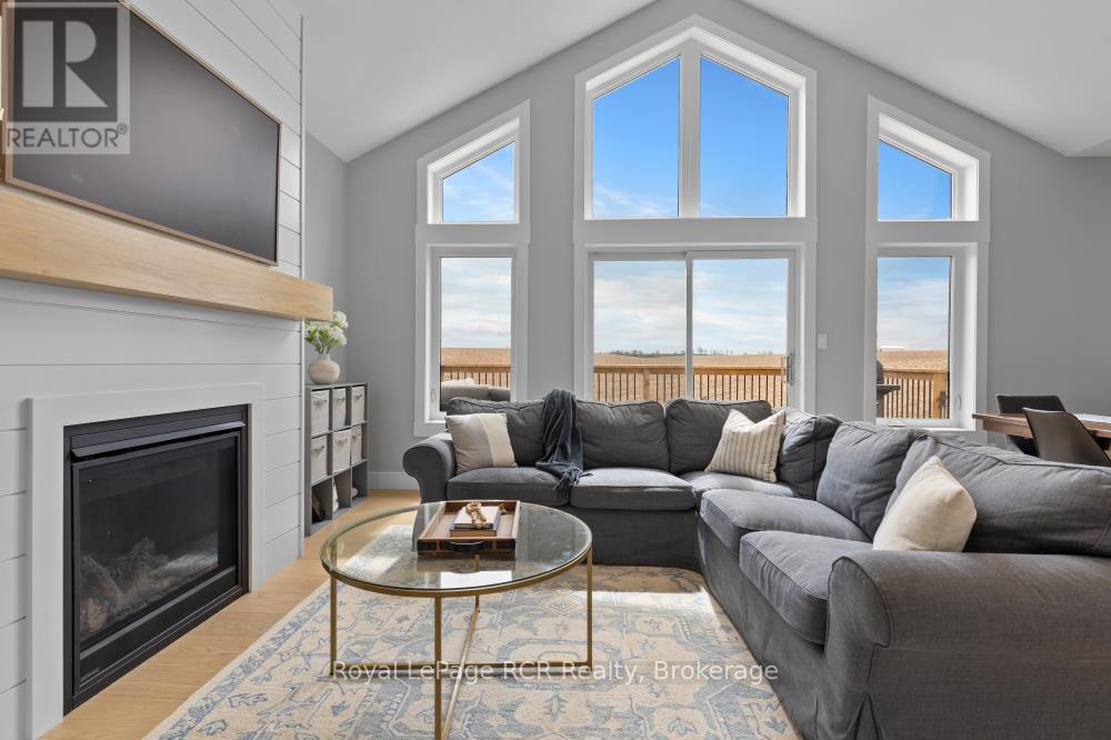 13 Jonathan Cres, South Bruce, ON N0G 2J0