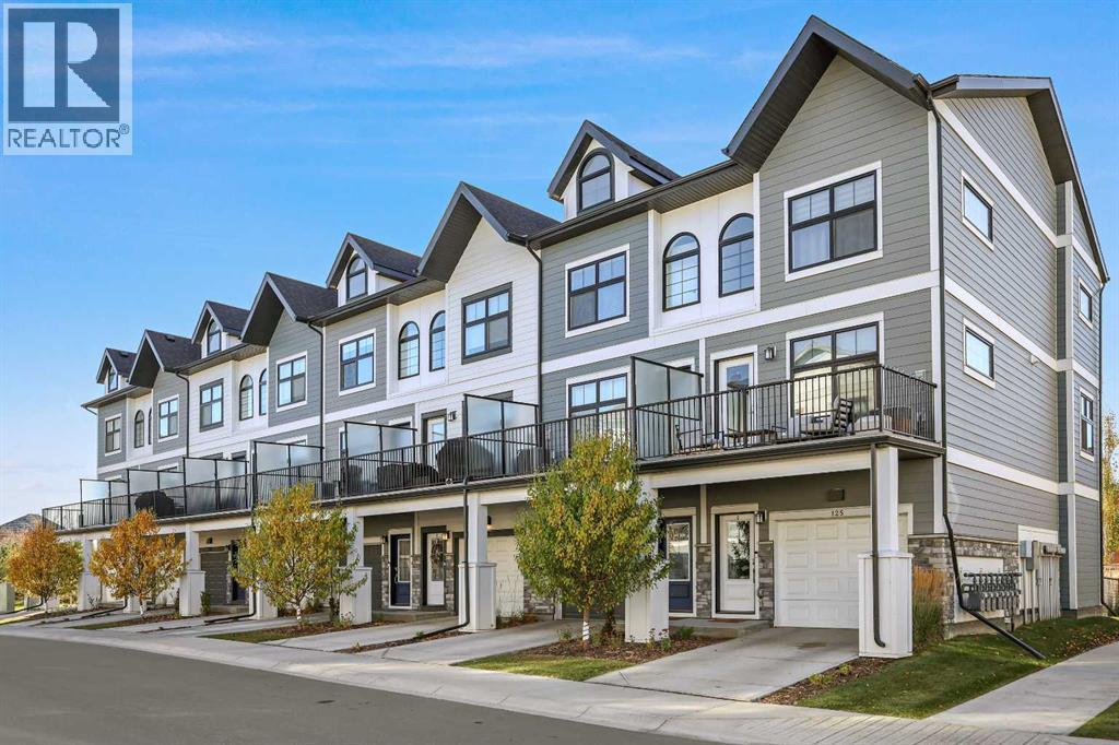119 Les Jardins Park SE, Calgary, AB T2C 5V3