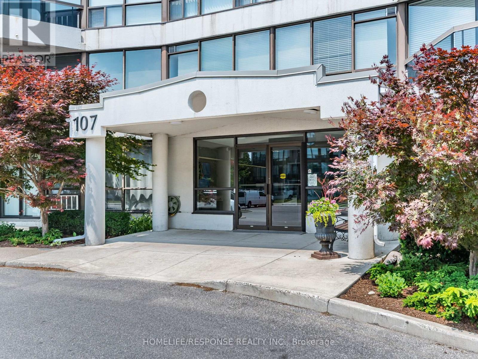 214 107 Bagot St, Guelph, ON N1H 8H5