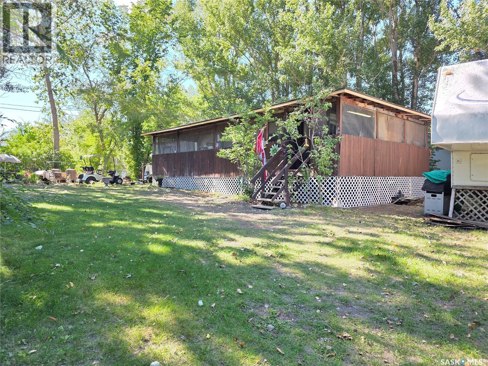 414 Zealandia Ave, Coteau Beach, SK S0L 0G0