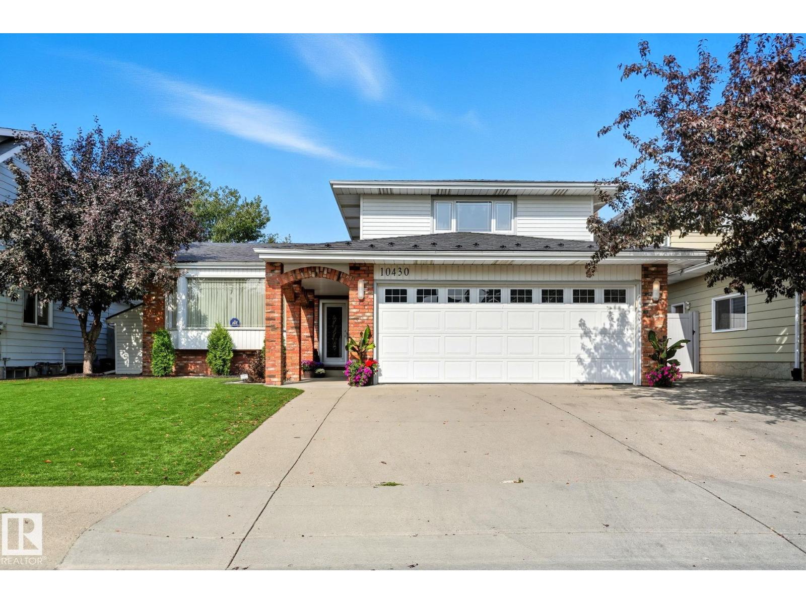 31 Av Nw Unit 10430 #a, Edmonton, AB T6J 3B4