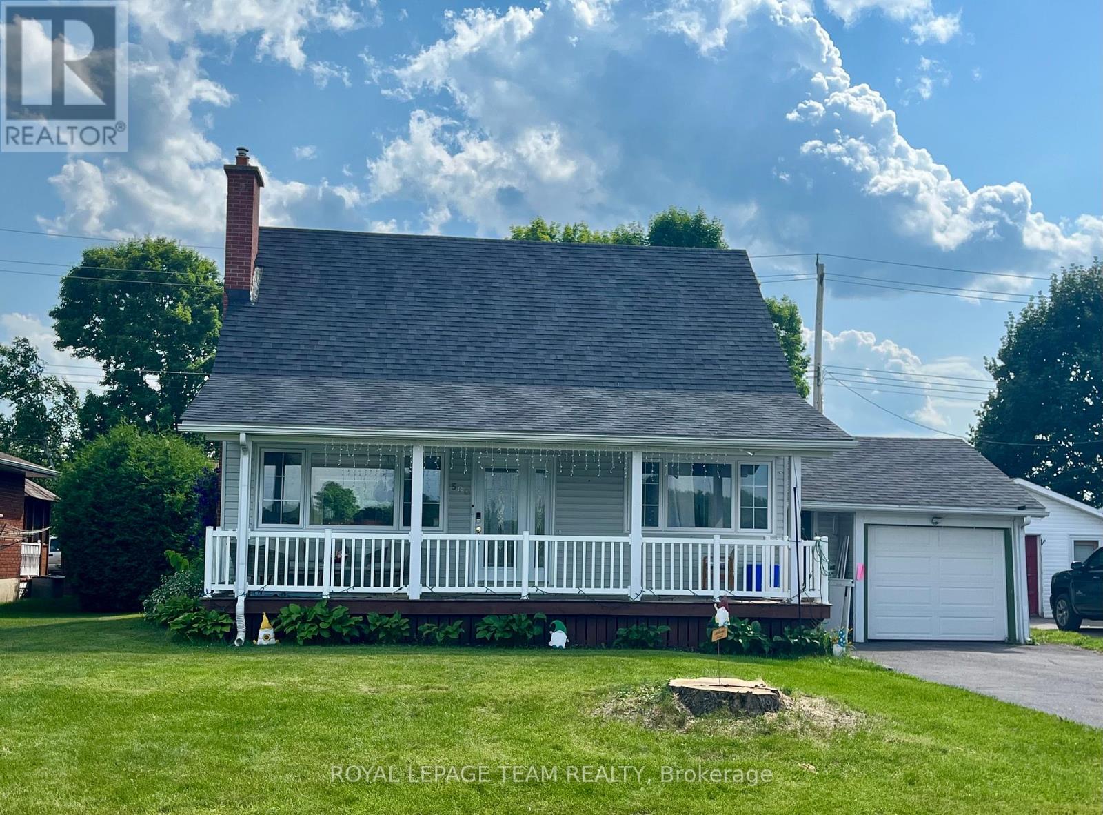 500 Aberdeen St, Renfrew, ON K7V 2G9