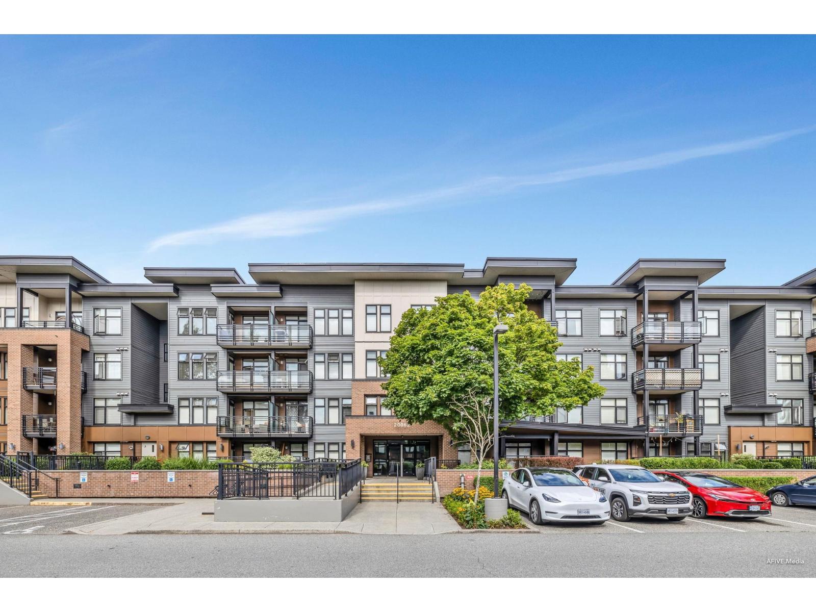 20062 Fraser Highway Unit 310, Langley, BC V3A 0E6