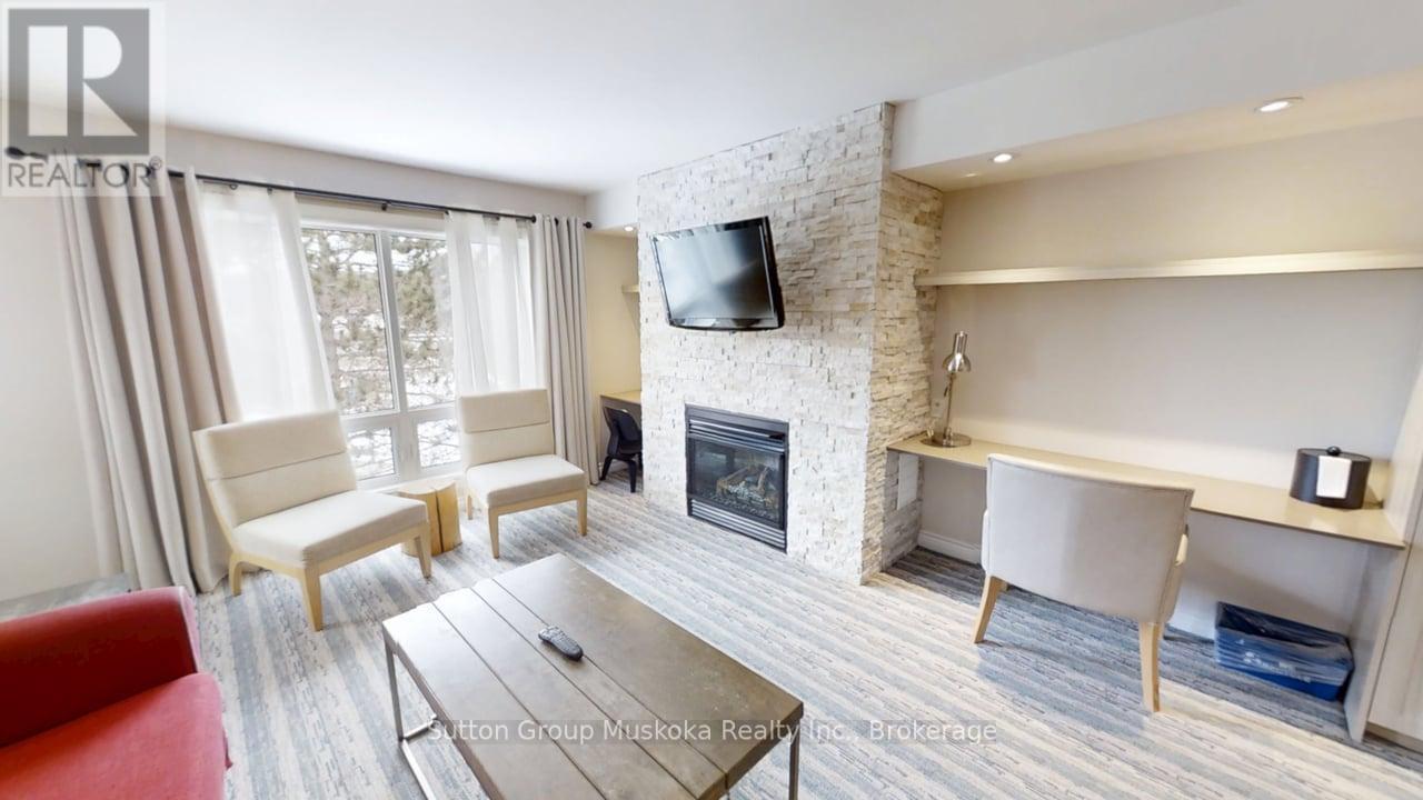 52-305 1235 Deerhurst Dr, Huntsville, ON P1H 2E8