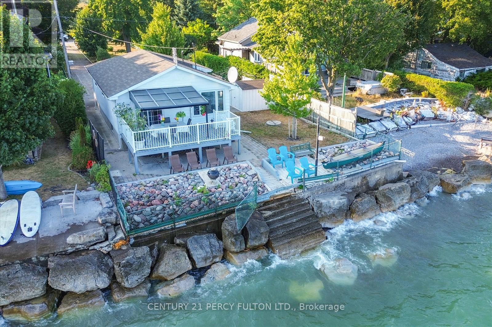 135 Cedar Crest Beach Rd, Clarington, ON L1C 3K3