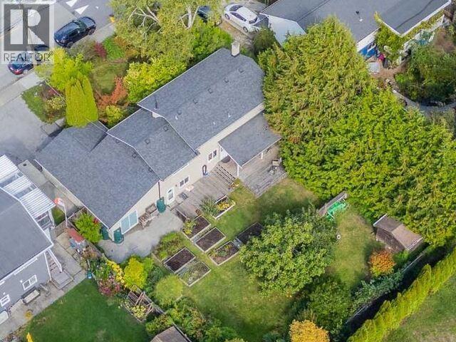 5164 Central Ave, Delta, BC V4K 2H2