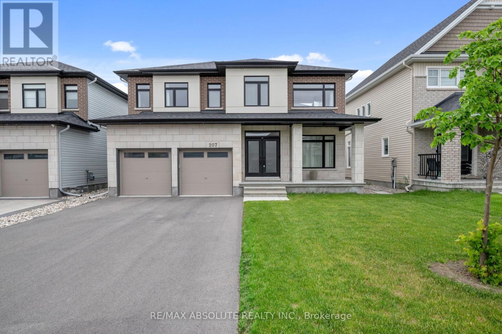 207 Osterley Way, Ottawa, ON K2S 2N6
