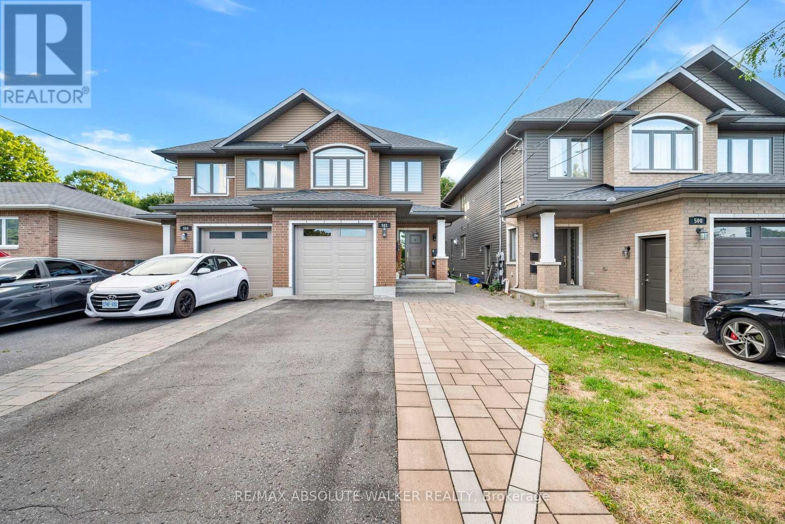 502 Moodie Dr, Ottawa, ON K2H 8A7
