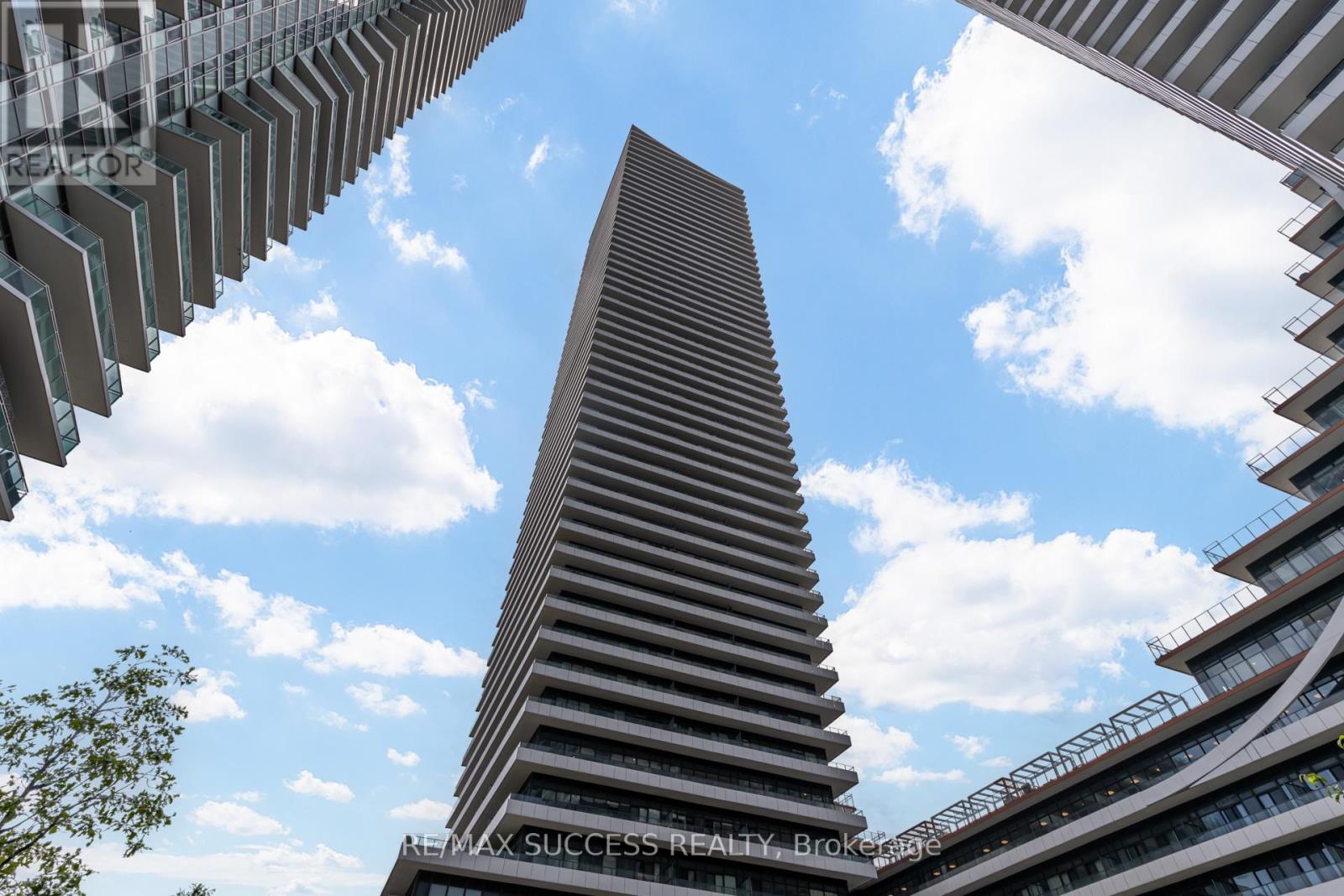 1807 20 Shore Breeze Ave, Toronto, ON M8V 0C7