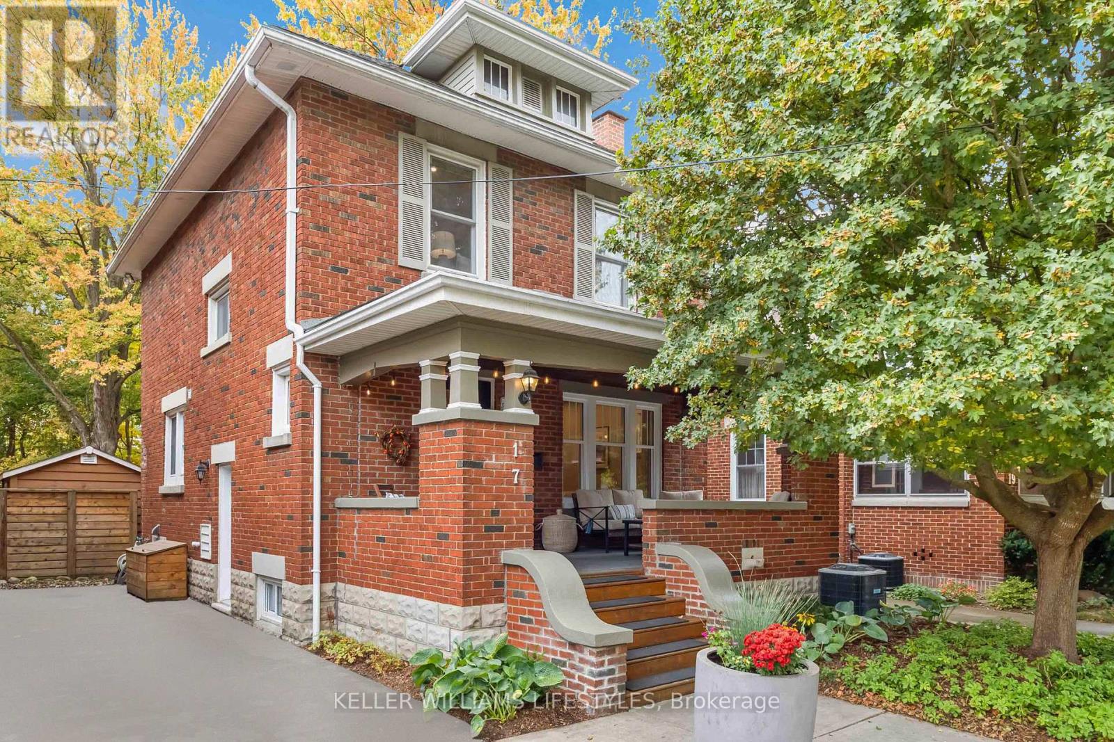 17 Erie Ave, London, ON N6J 1H9