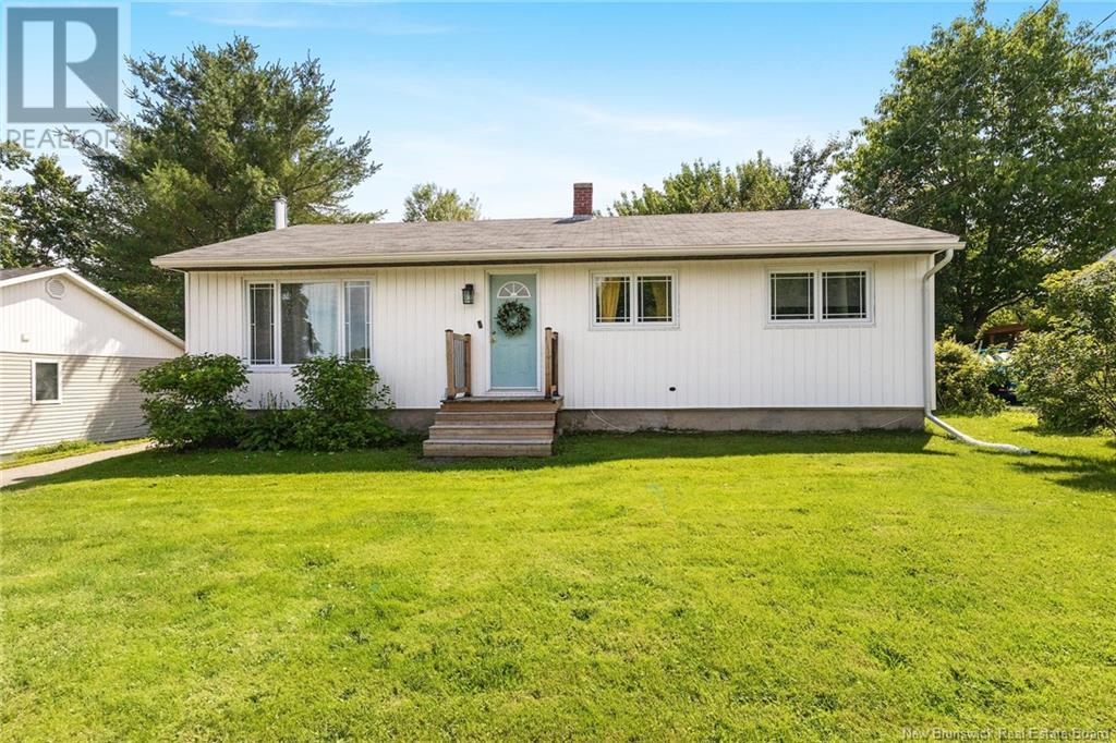 113 Crocket St, Fredericton, NB E3A 4H2