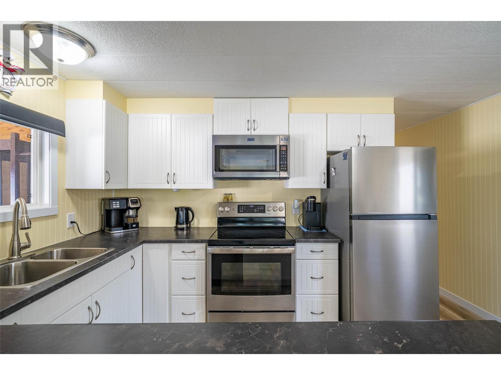 3350 10 Avenue Ne Unit 116, Salmon Arm, BC V1E 4N9