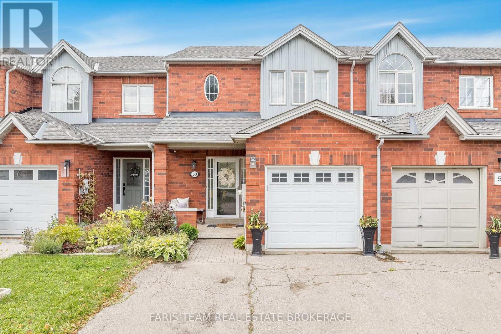 50 Smith St, New Tecumseth, ON L9R 1Z9