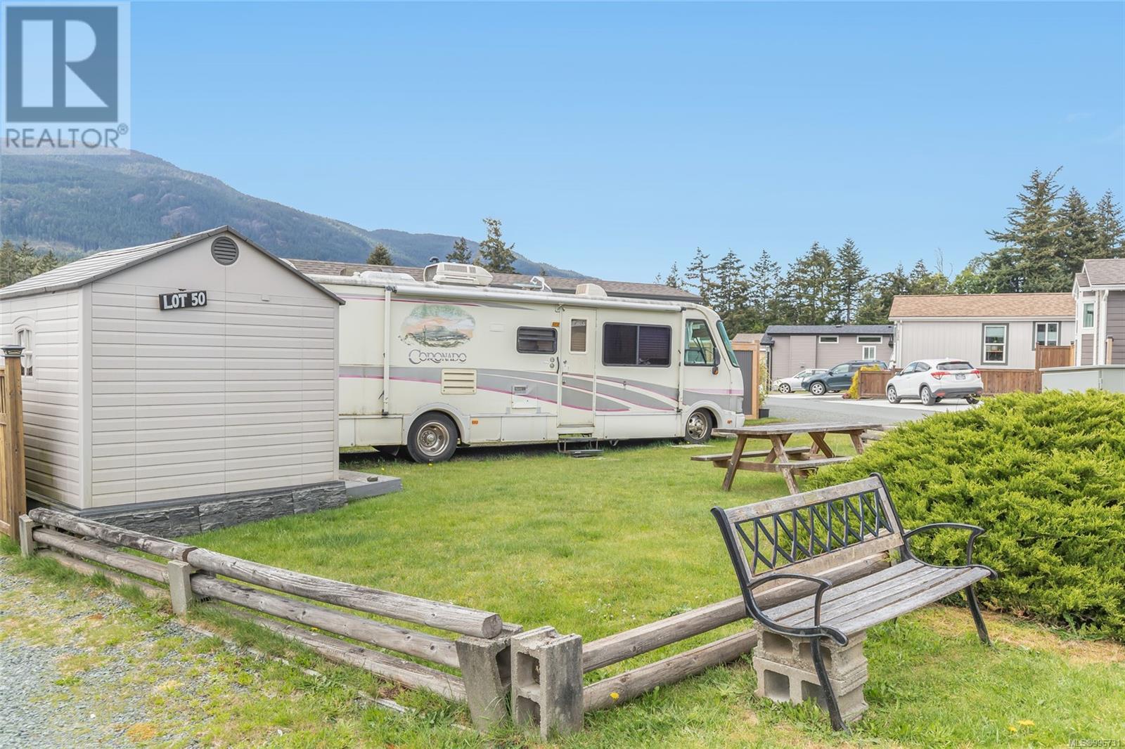 2131 Henderson Lake Way, Nanaimo, BC V9R 6X7