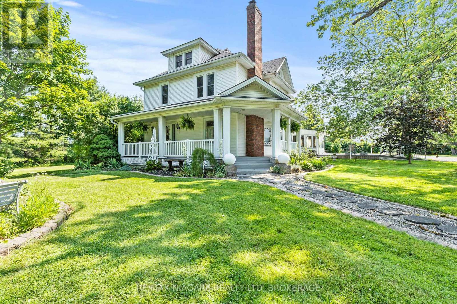 3362 Montrose Rd, Fort Erie, ON L3B 5N7