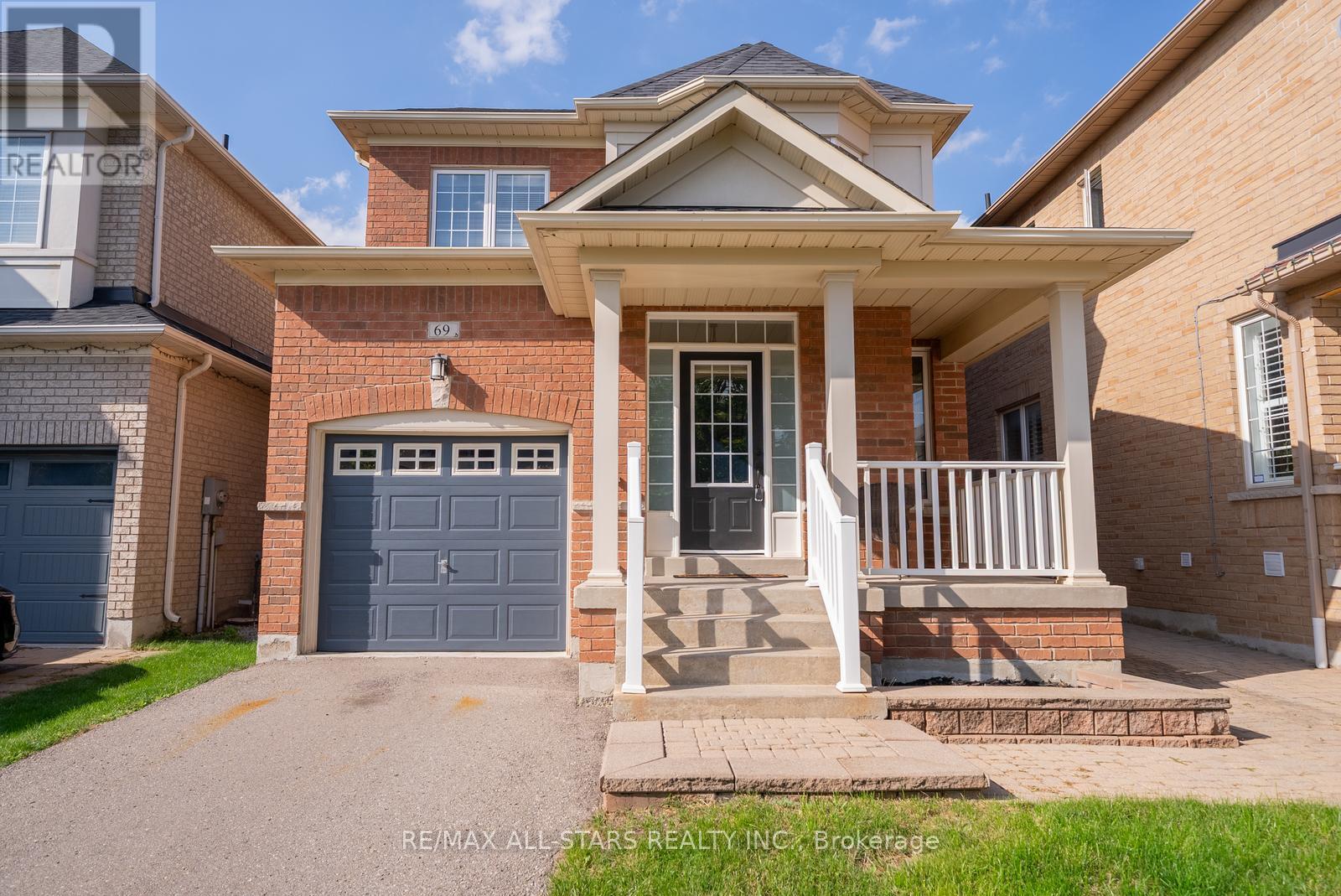 69 Mantle Ave, Whitchurch-Stouffville, ON L4A 0M8