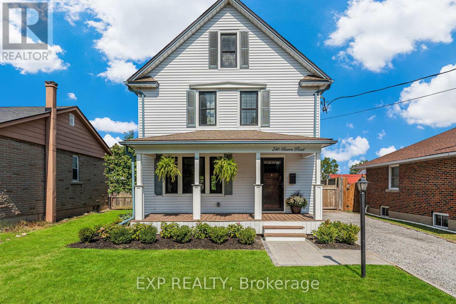 246 Bowen Rd, Fort Erie, ON L2A 2Y8