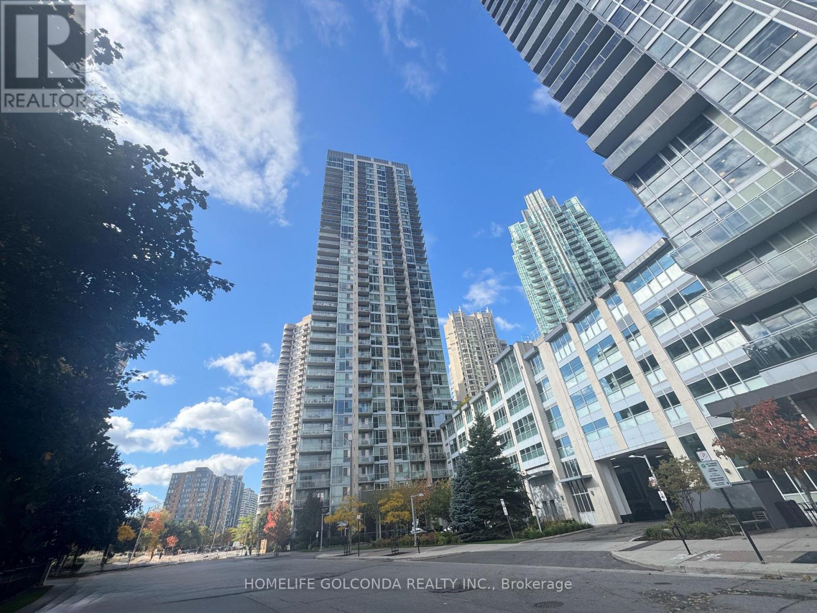 2507 225 Webb Dr, Mississauga, ON L5B 4P2
