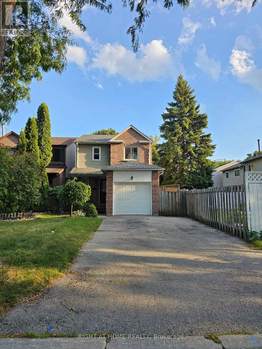 19 Greenfield Cres, Whitby Blue Grass Meadows, ON L1N 7G2