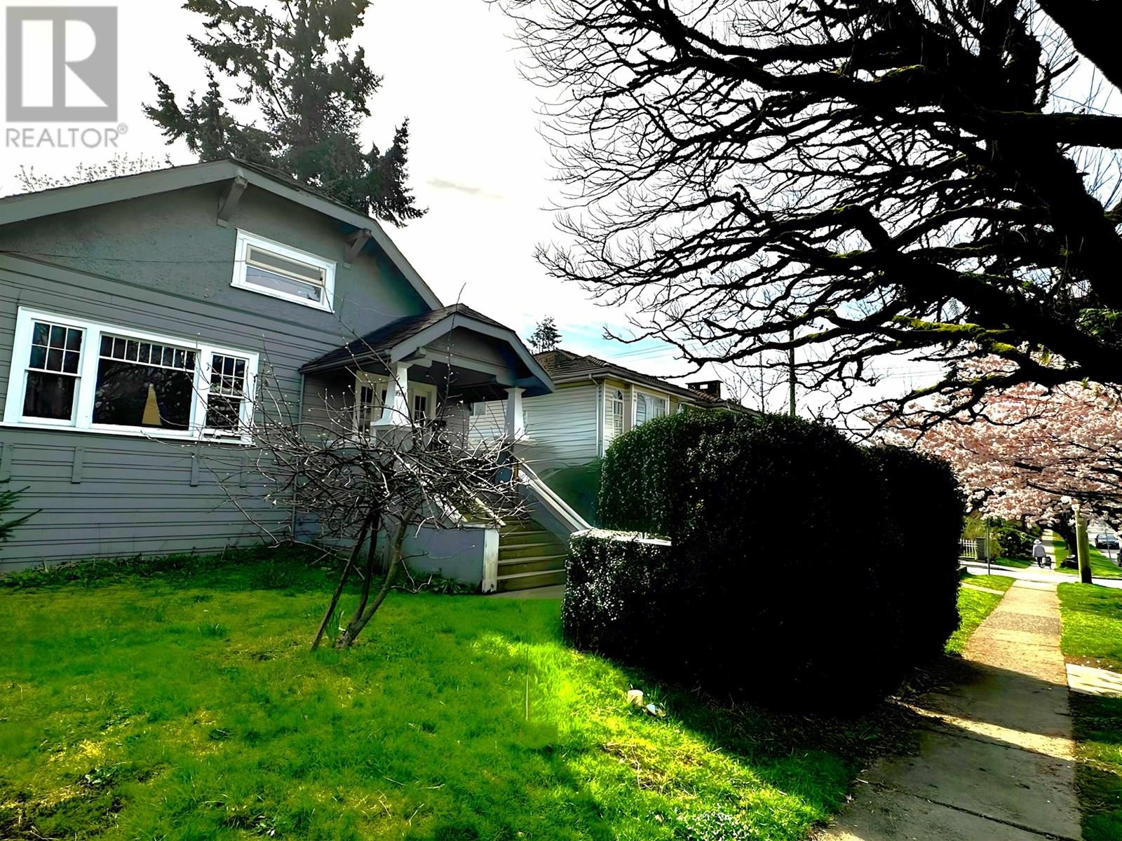 1612 E 20th Ave, Vancouver, BC V5N 2K8