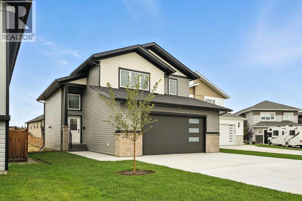 25 Murphy Close, Blackfalds, AB T4M 0H5