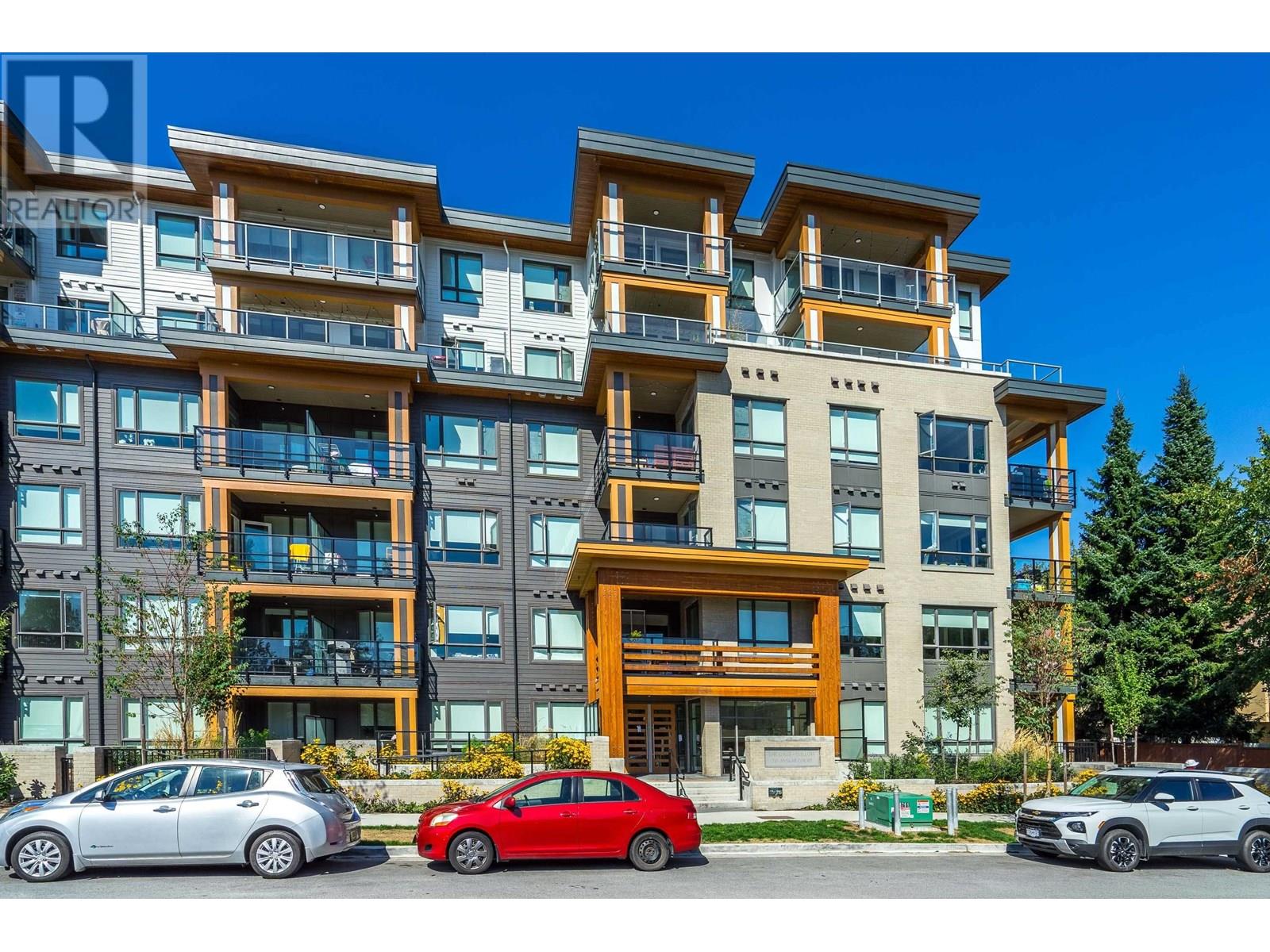 741 Anskar Court Unit 217, Coquitlam, BC V3J 4J3