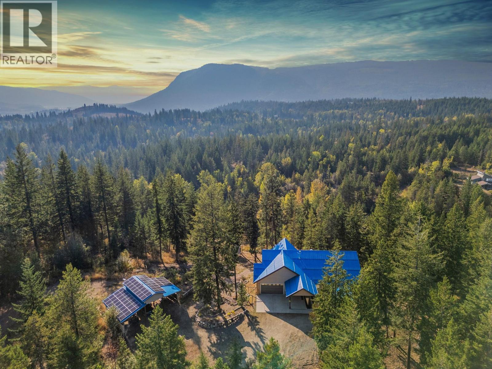 1951 Wolfgang Rd, Armstrong, BC V4Y 0M7