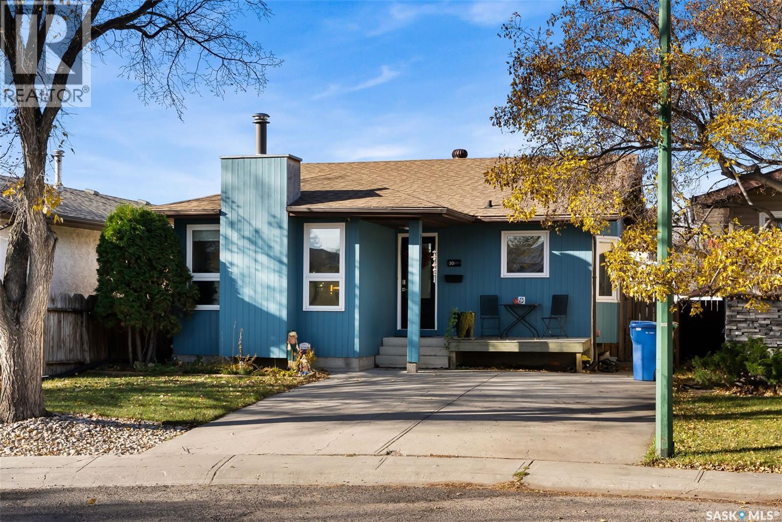 30 Sherman Rd, Regina, SK S4X 2R8