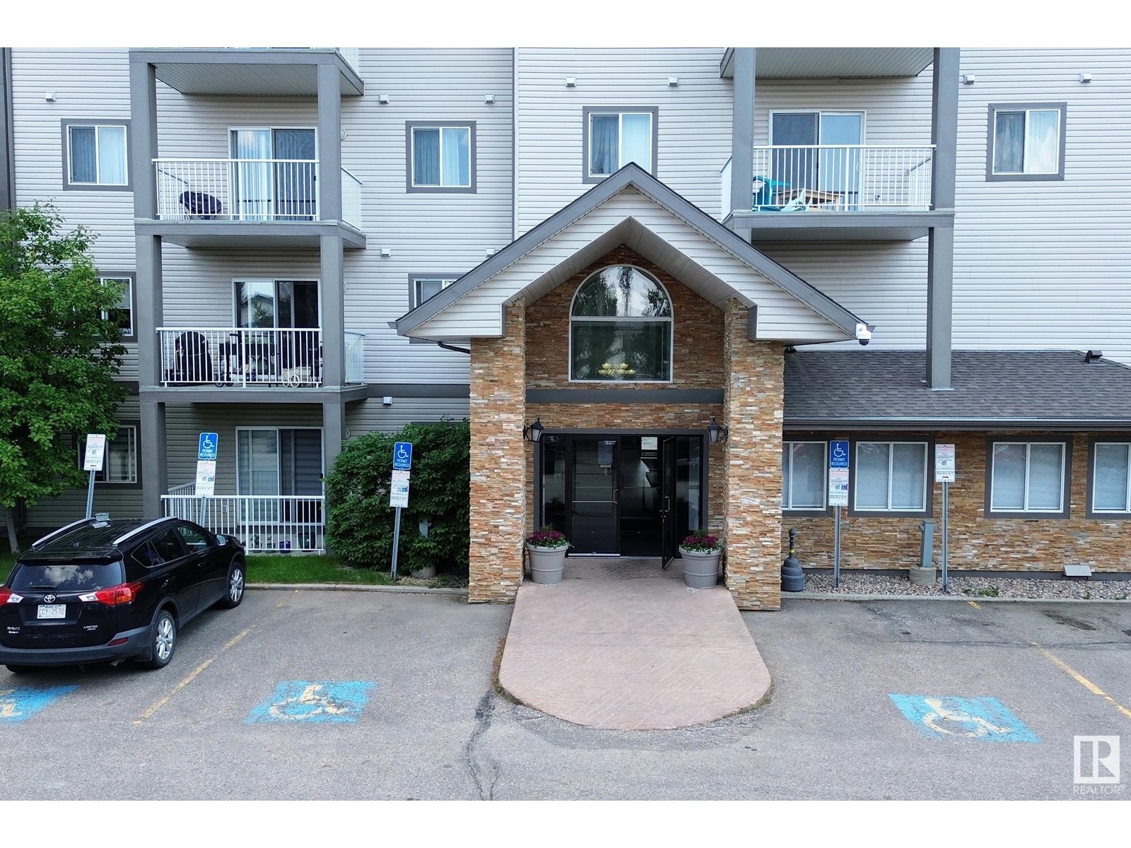 3425 19 Street Northwest #418, Edmonton, AB T6T 2B5