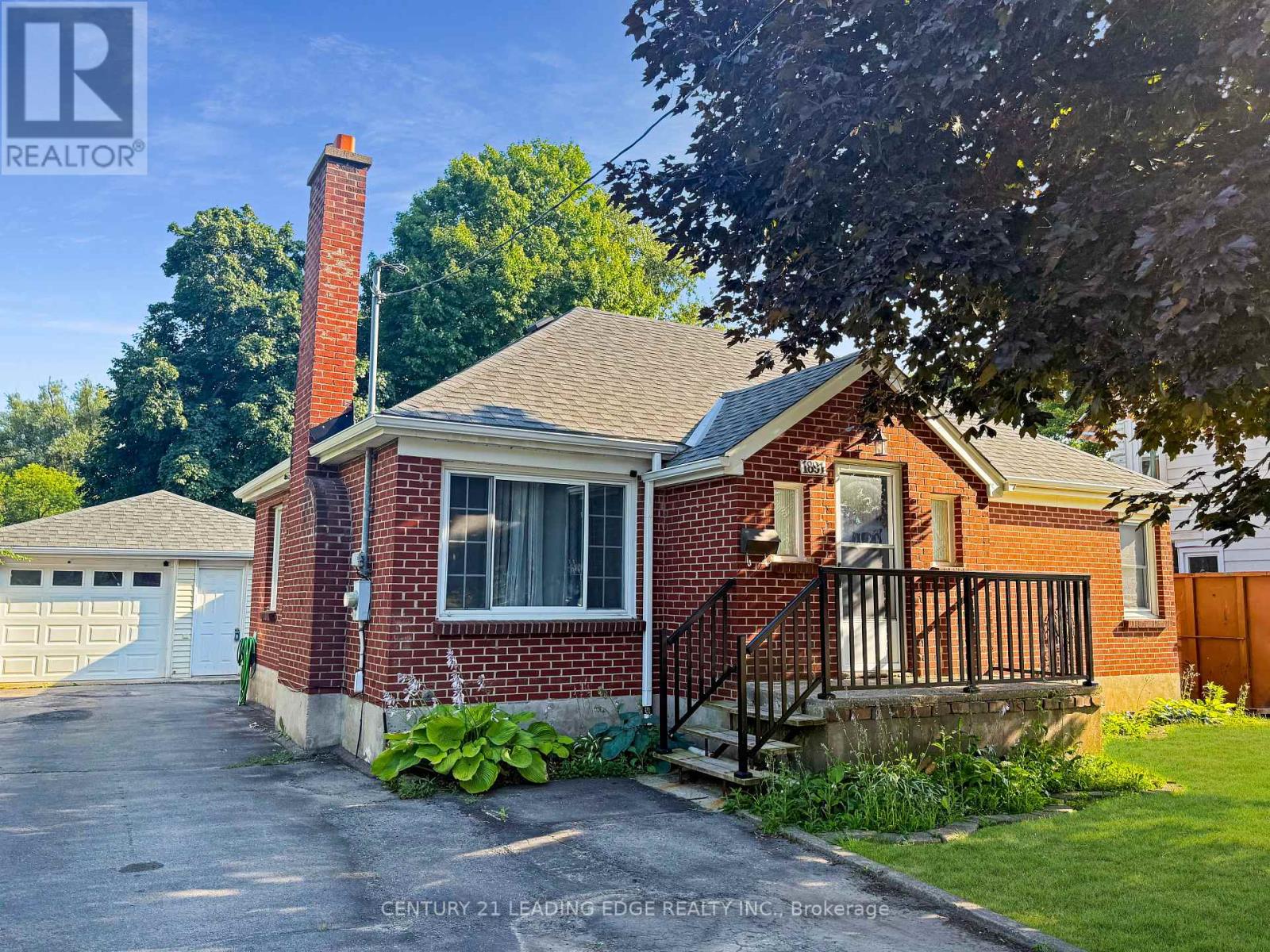 1891 Parkhurst Ave, London, ON N5V 2C4