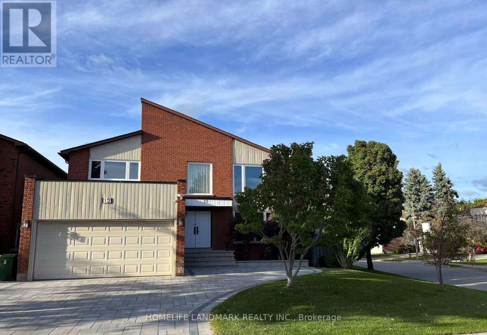 12 Clarinda Dr, Toronto Bayview Village, ON M2K 2W7