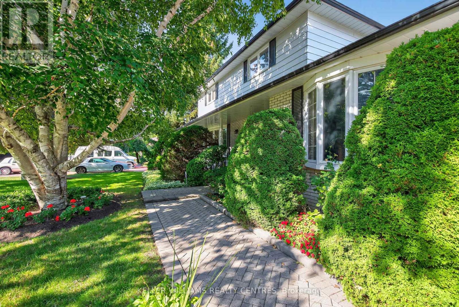57 Hillside Dr, Brampton, ON L6S 1A5