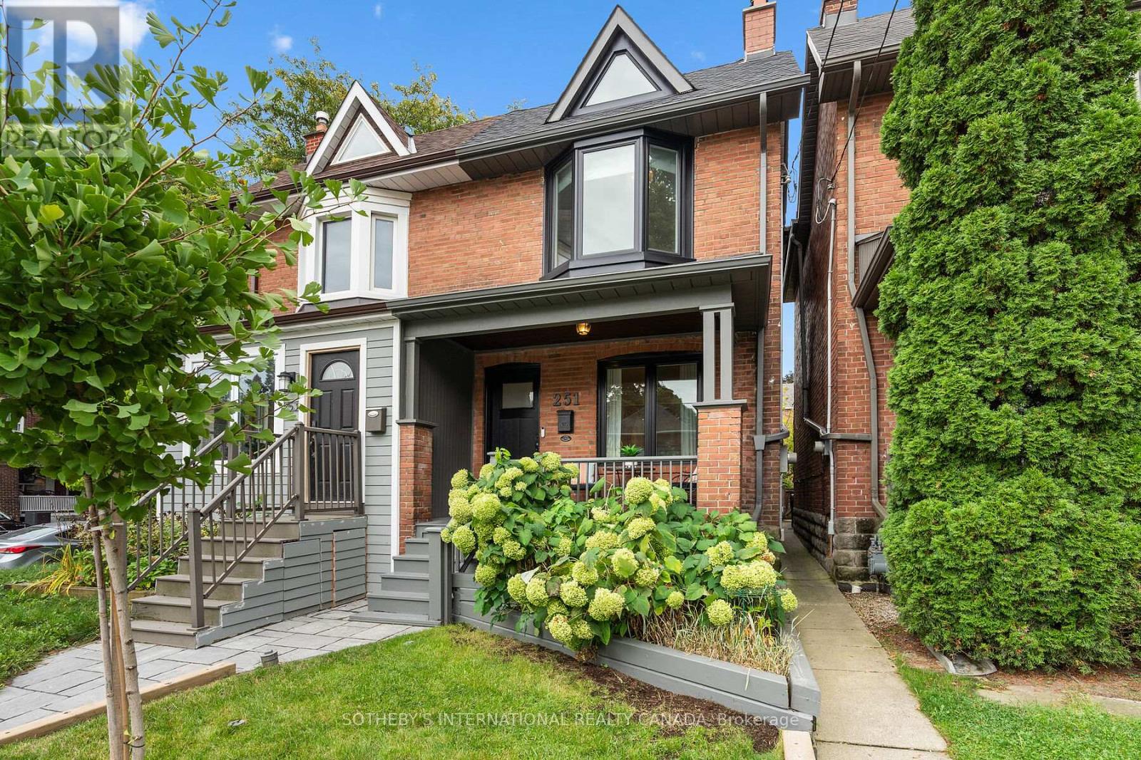 251 Bowood Ave, Toronto, ON M4N 1Y7