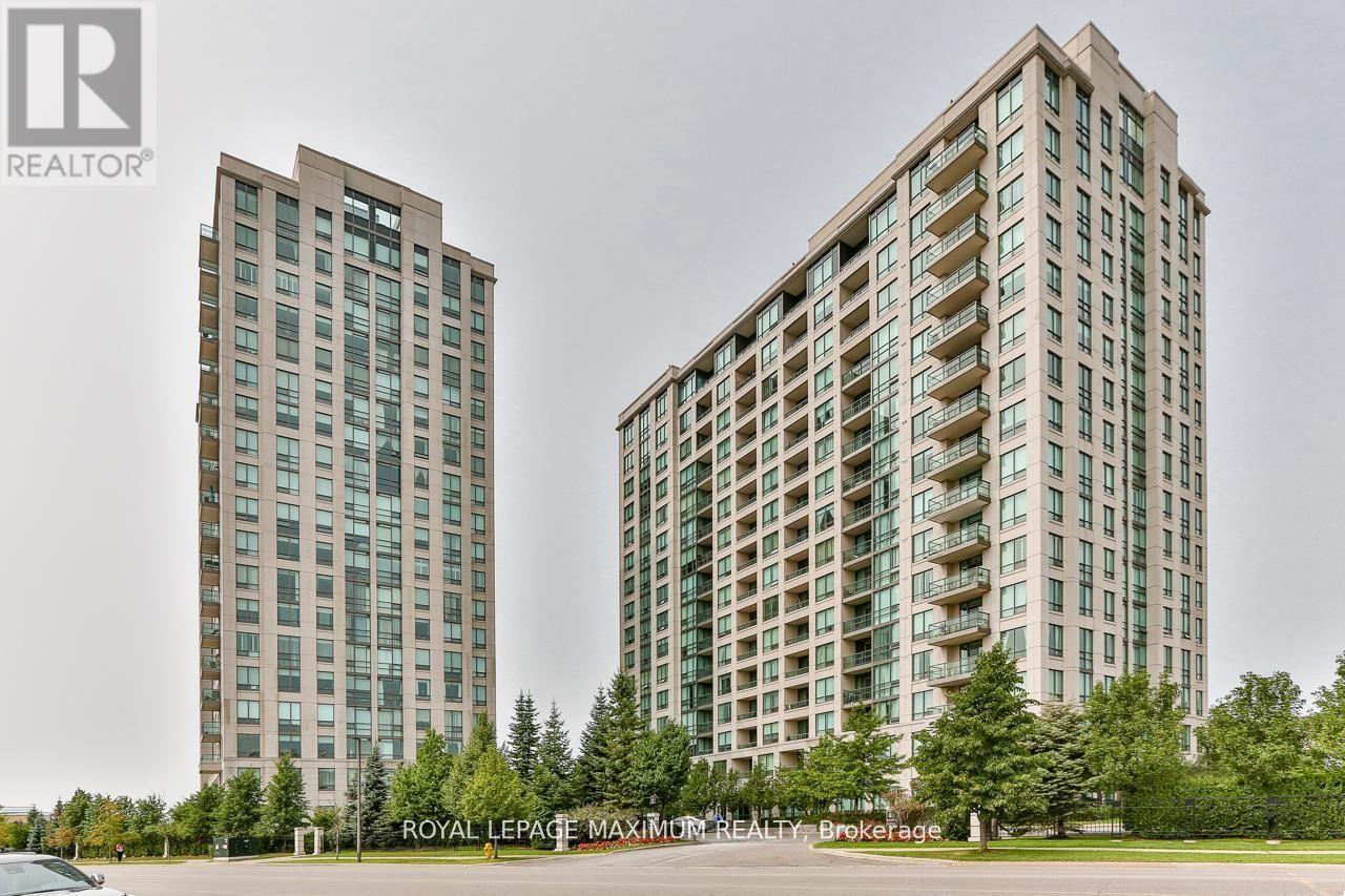 302 88 Promenade Cir, Vaughan, ON L4J 9A4
