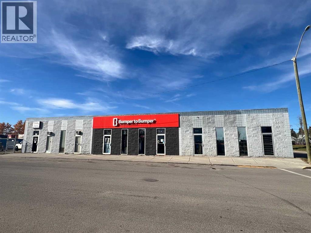 4802-06 3rd Ave, Edson, AB T7E 1C2