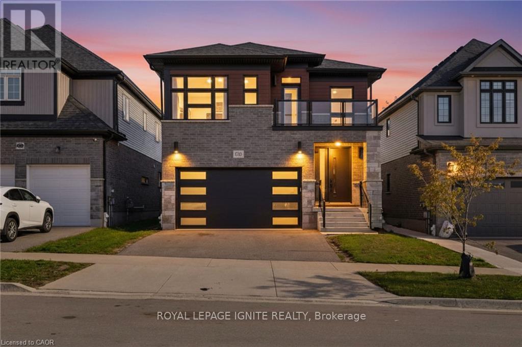 156 Ridgemount St, Kitchener, ON N2P 0K4