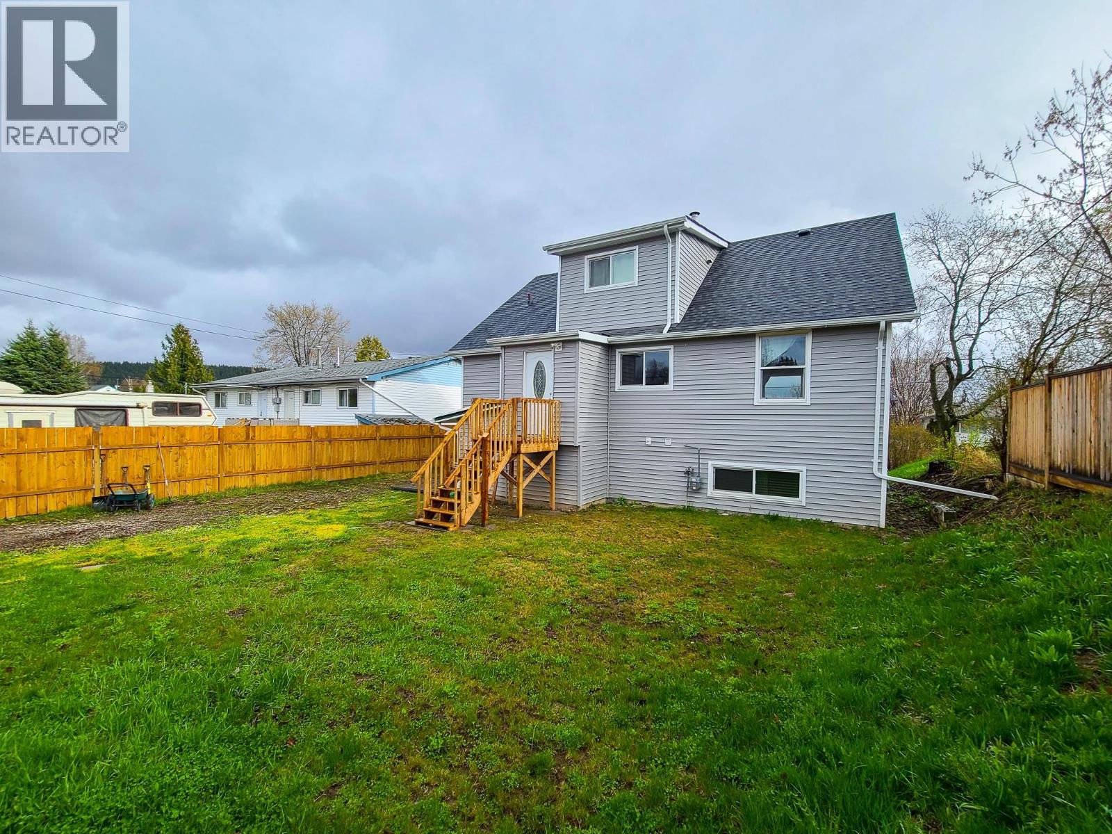 1210 Cuddie Cres, Prince George, BC V2L 4C5