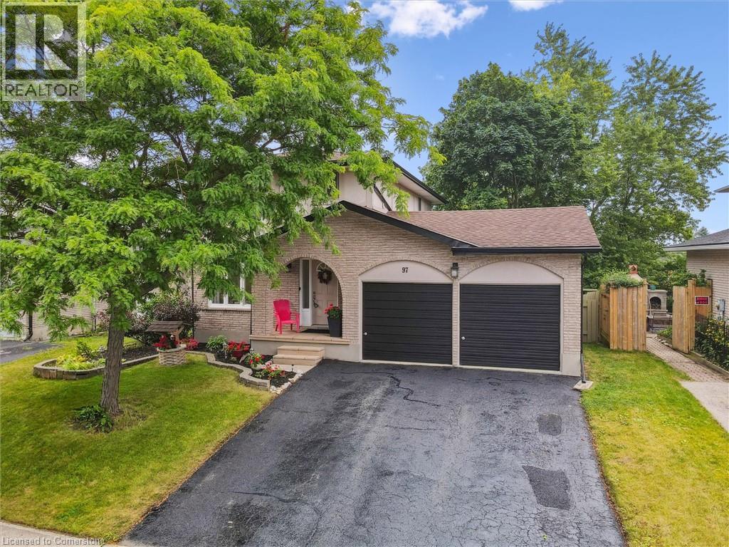 97 Bechtel Dr, Kitchener, ON N2P 1S7